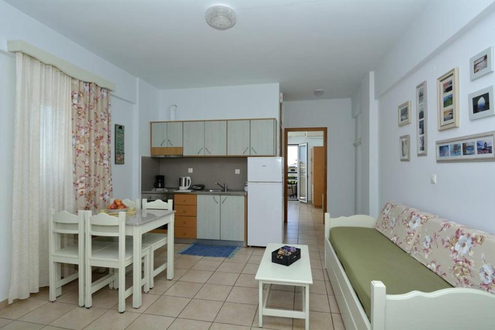 Bonos Apartments Stoúpa Exterior foto